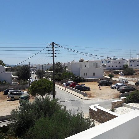 Rania Apartments Antiparos Town Exteriör bild