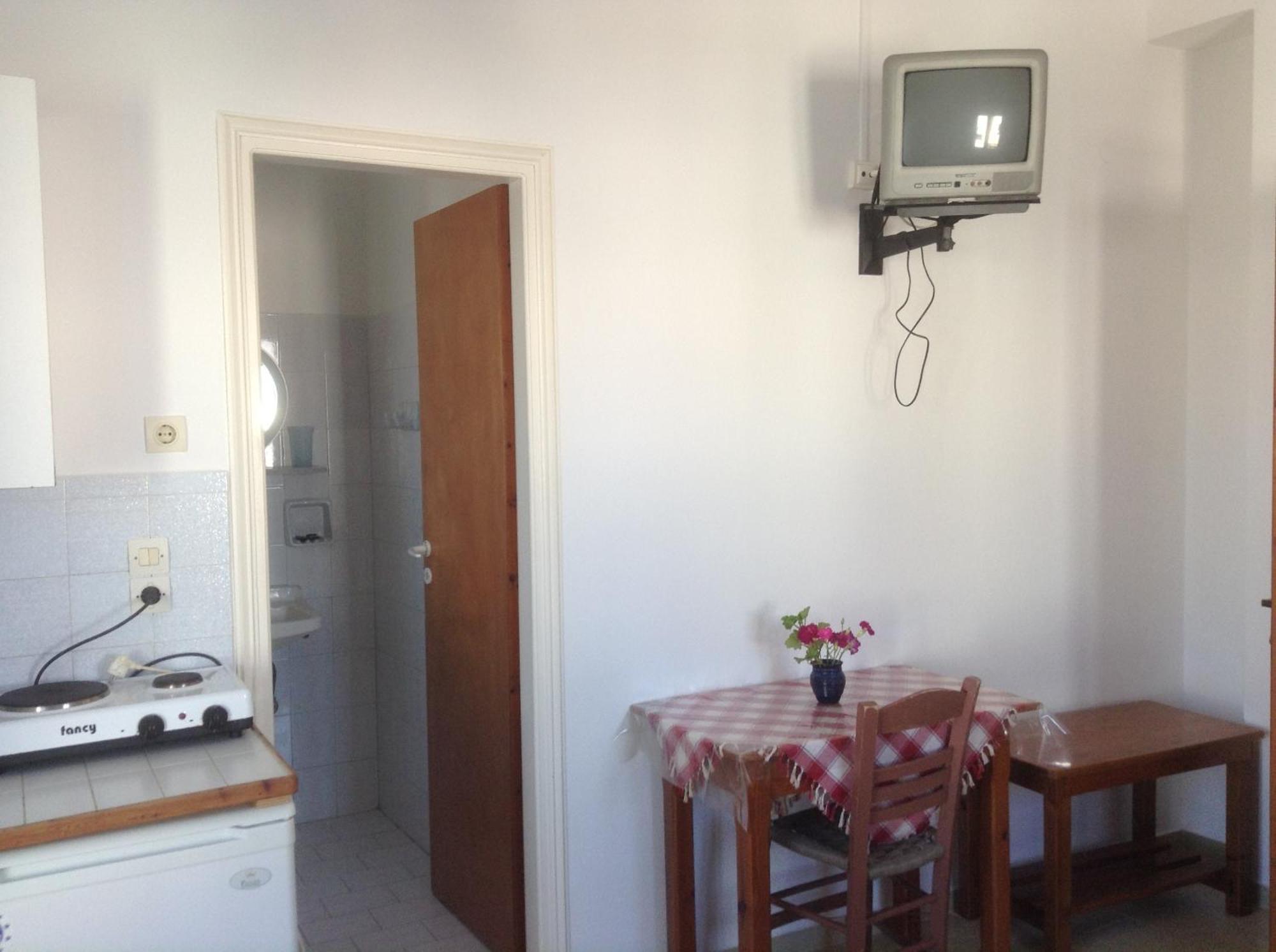 Rania Apartments Antiparos Town Exteriör bild