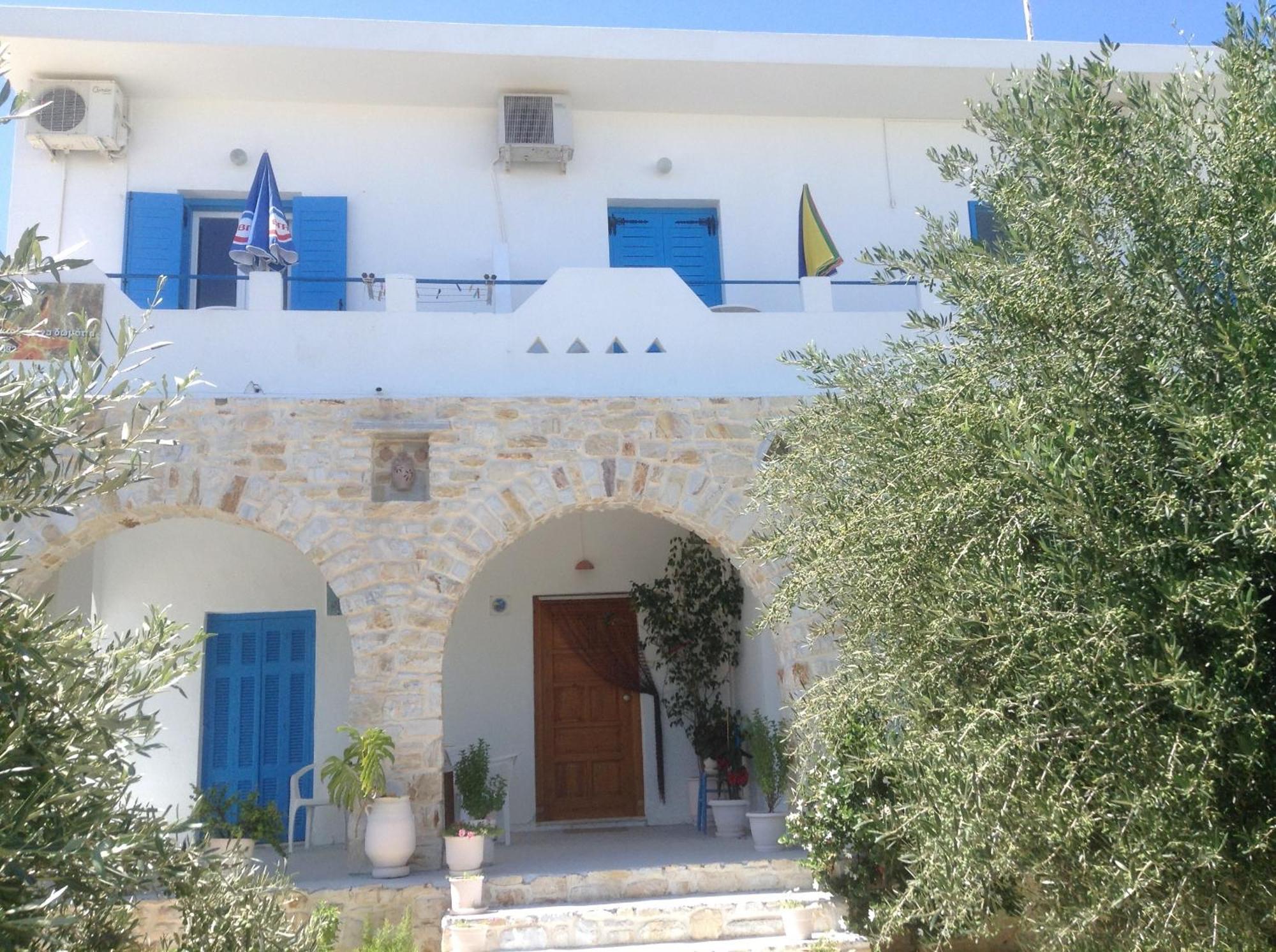Rania Apartments Antiparos Town Exteriör bild
